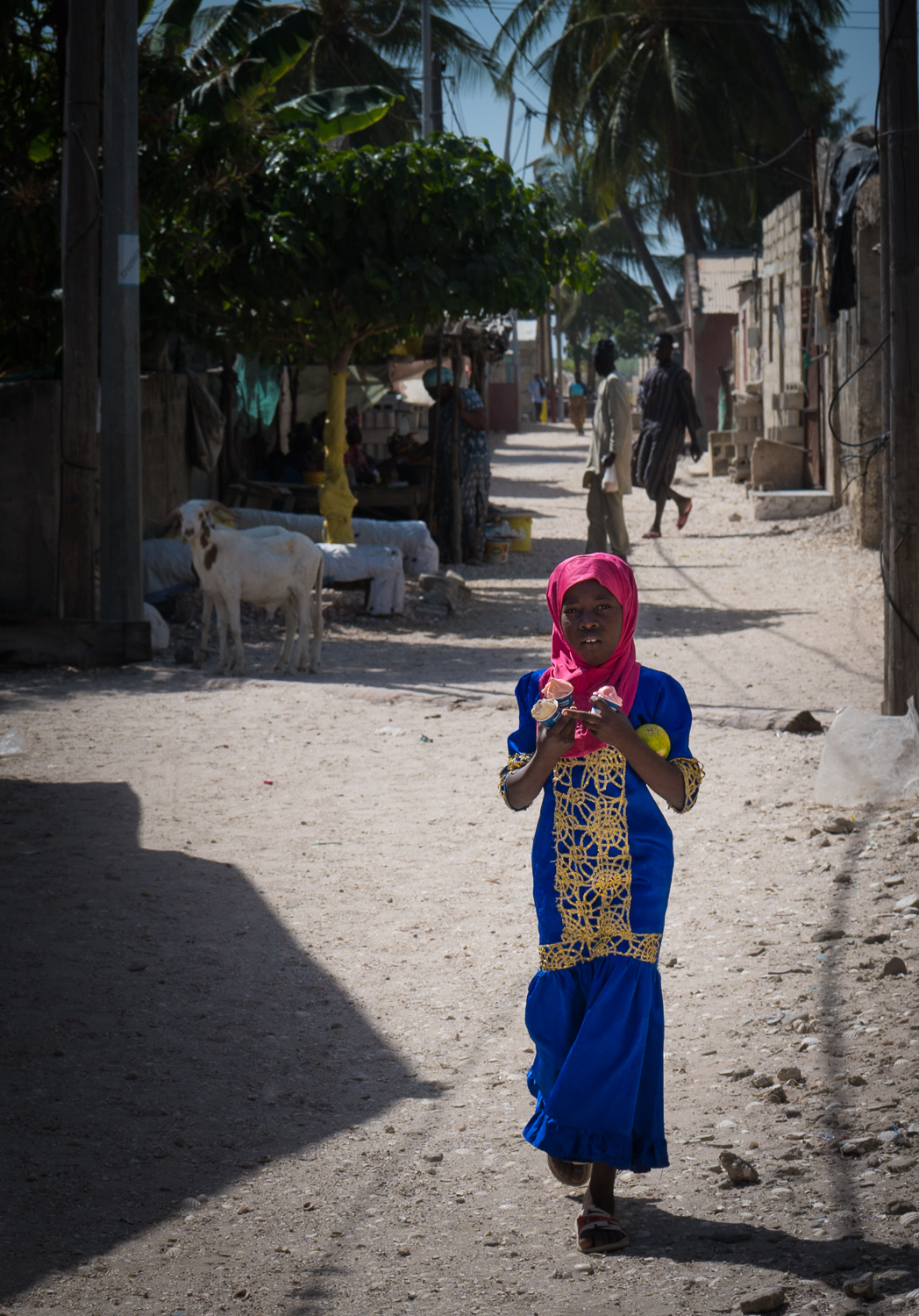 Jeune fille et les glaces